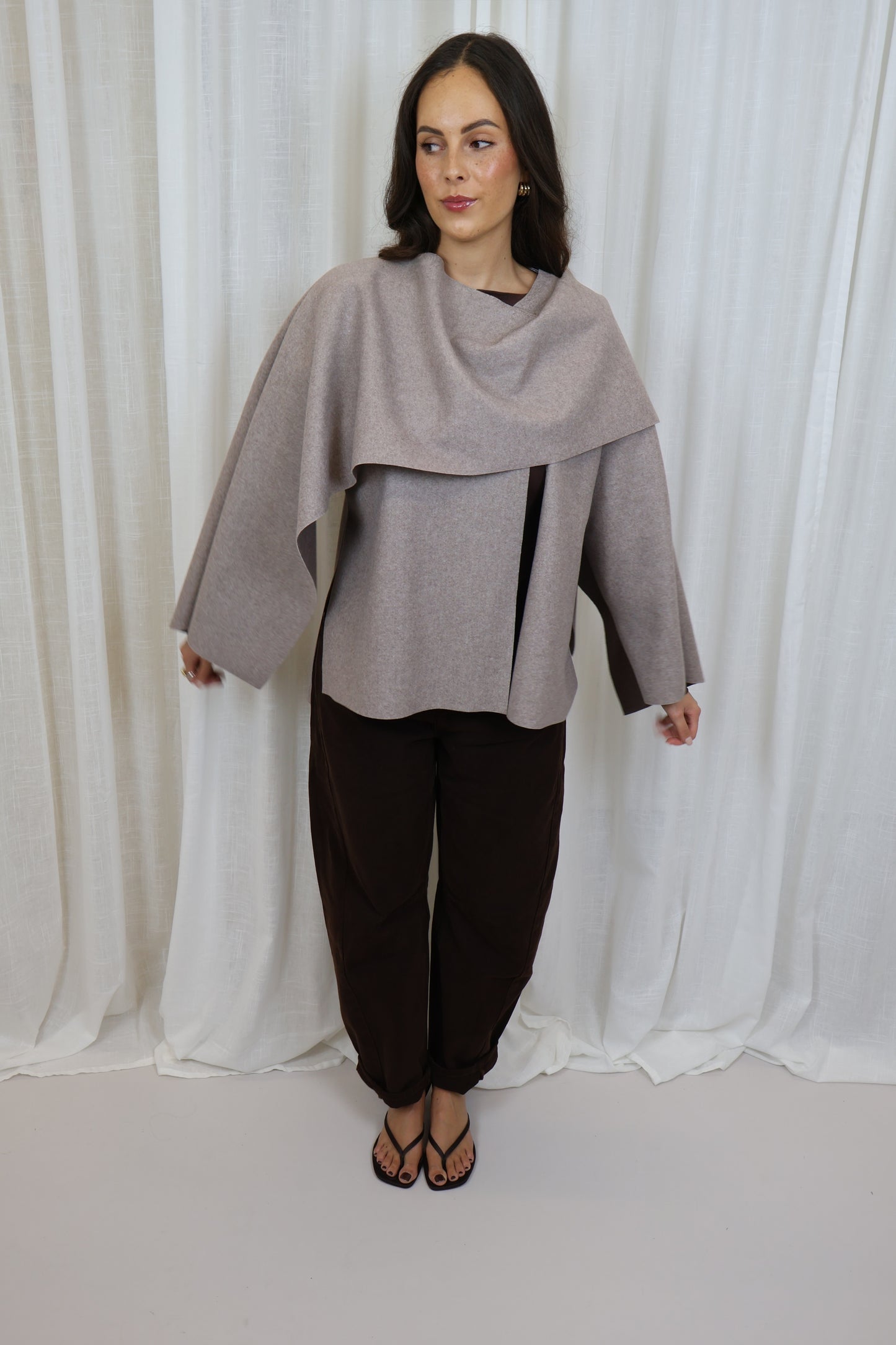 ELEVATED sjaaljas - Taupe