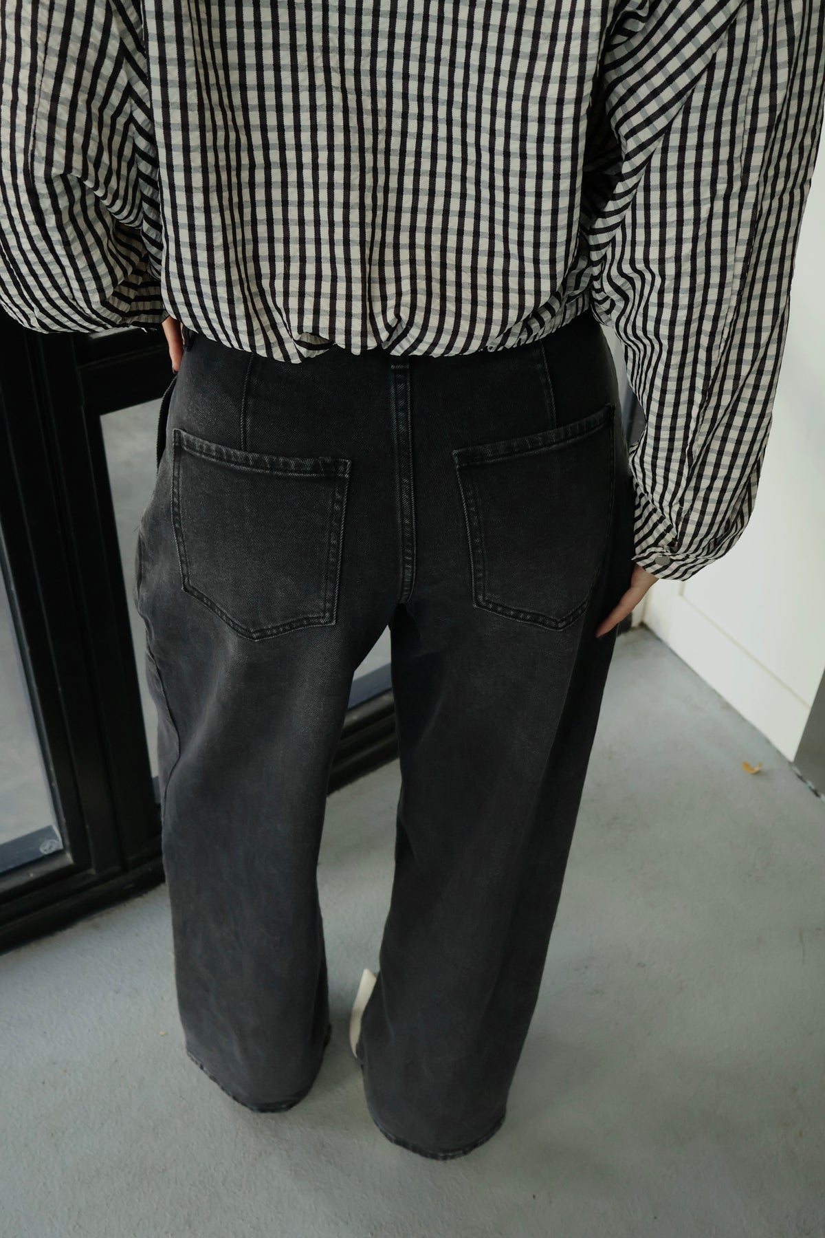 PRE ORDER Plooi jeans - Zwart