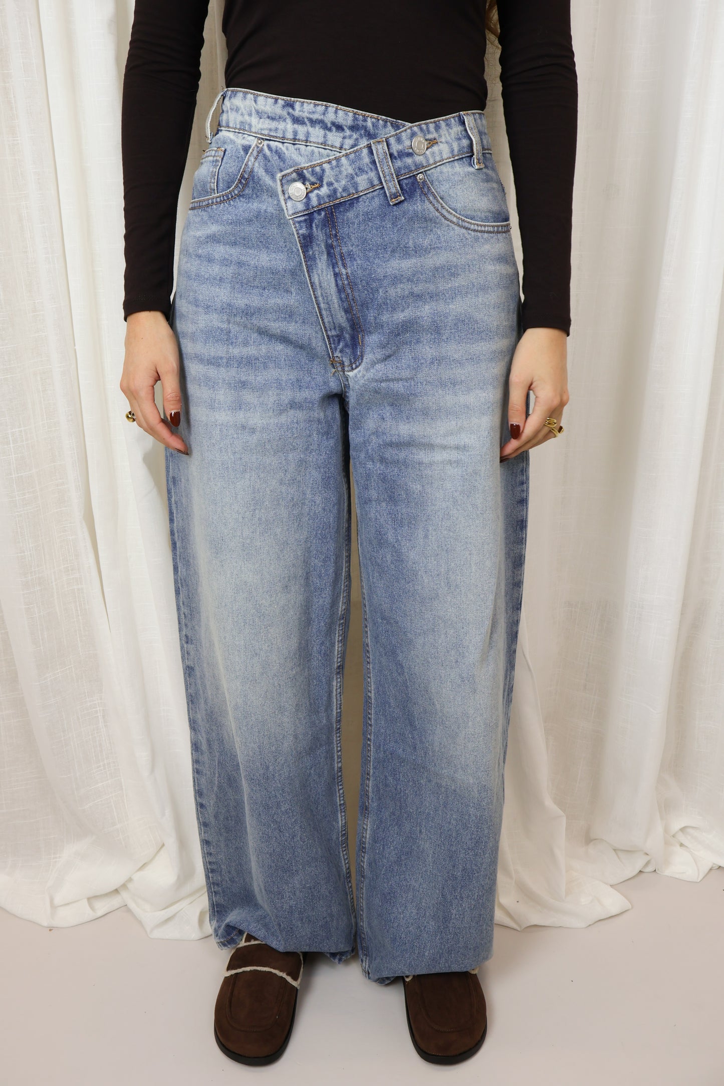 Jeans schuine sluiting - Licht blauw