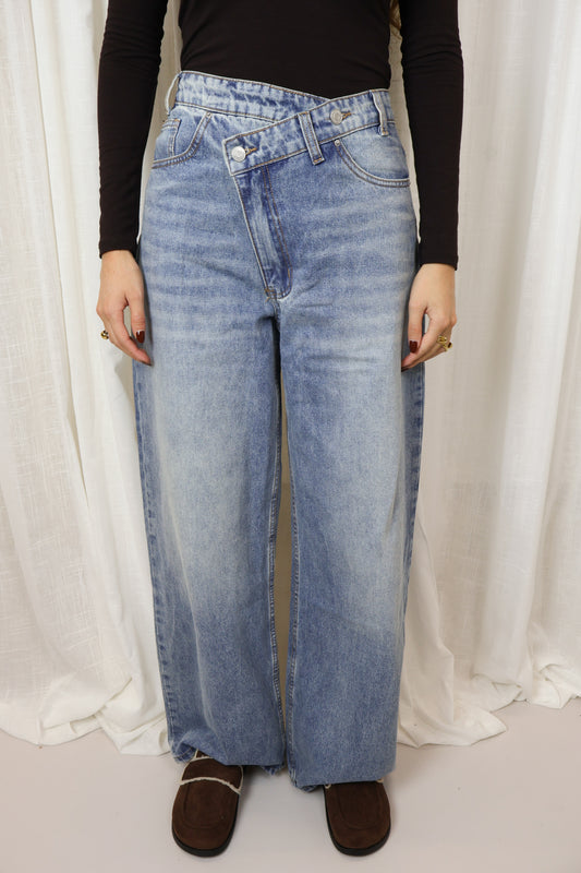Jeans schuine sluiting - Licht blauw