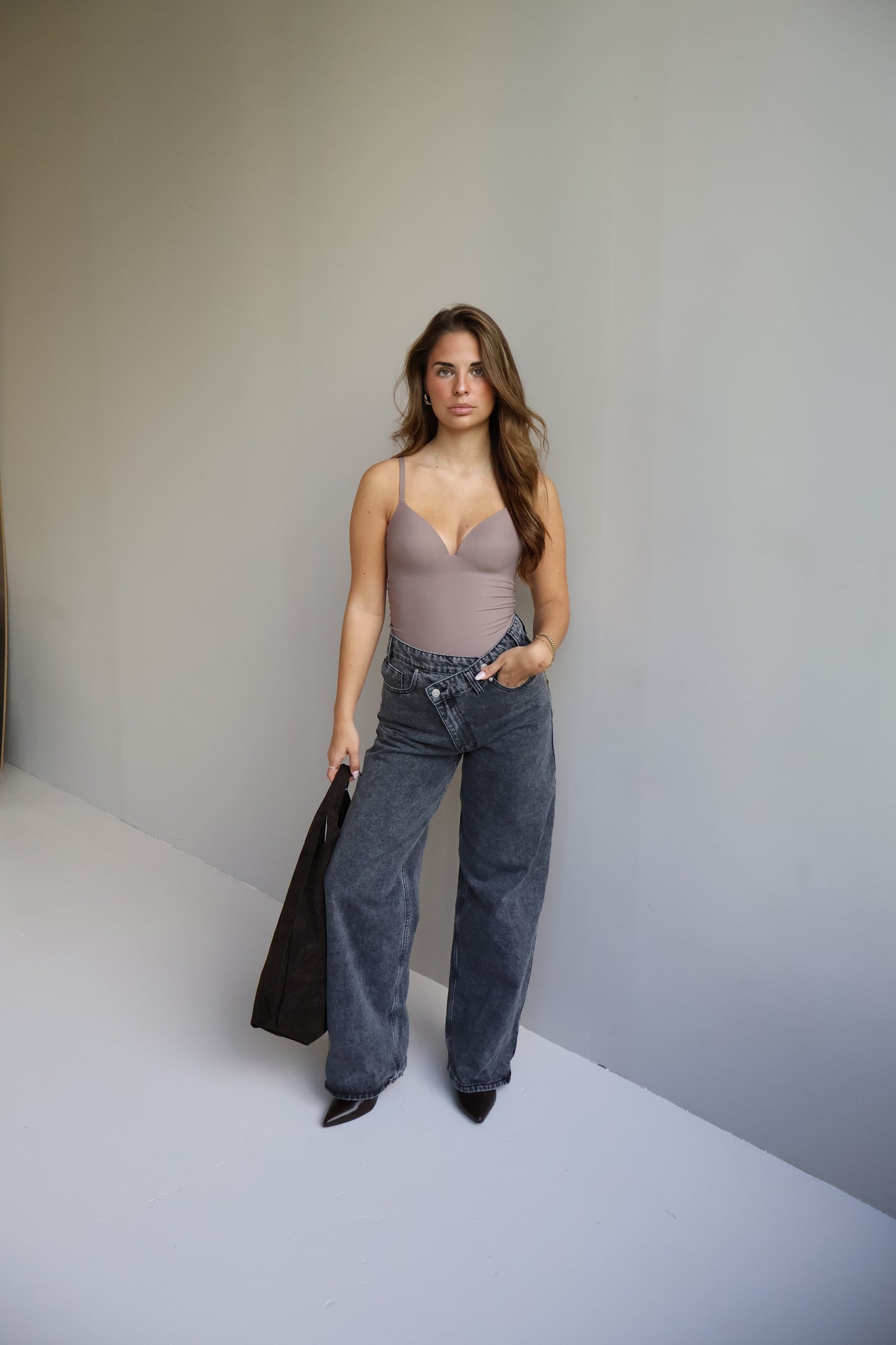 ELEVATED Body - Taupe
