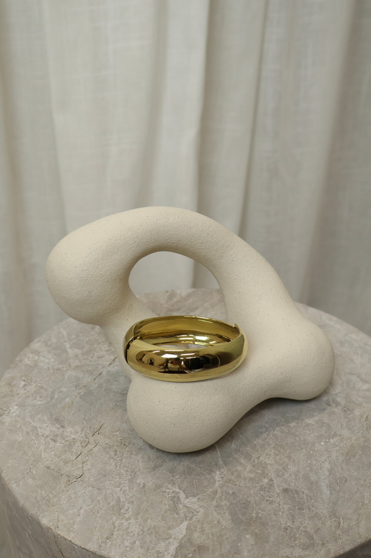 Statement Bangle - Goudkleurig