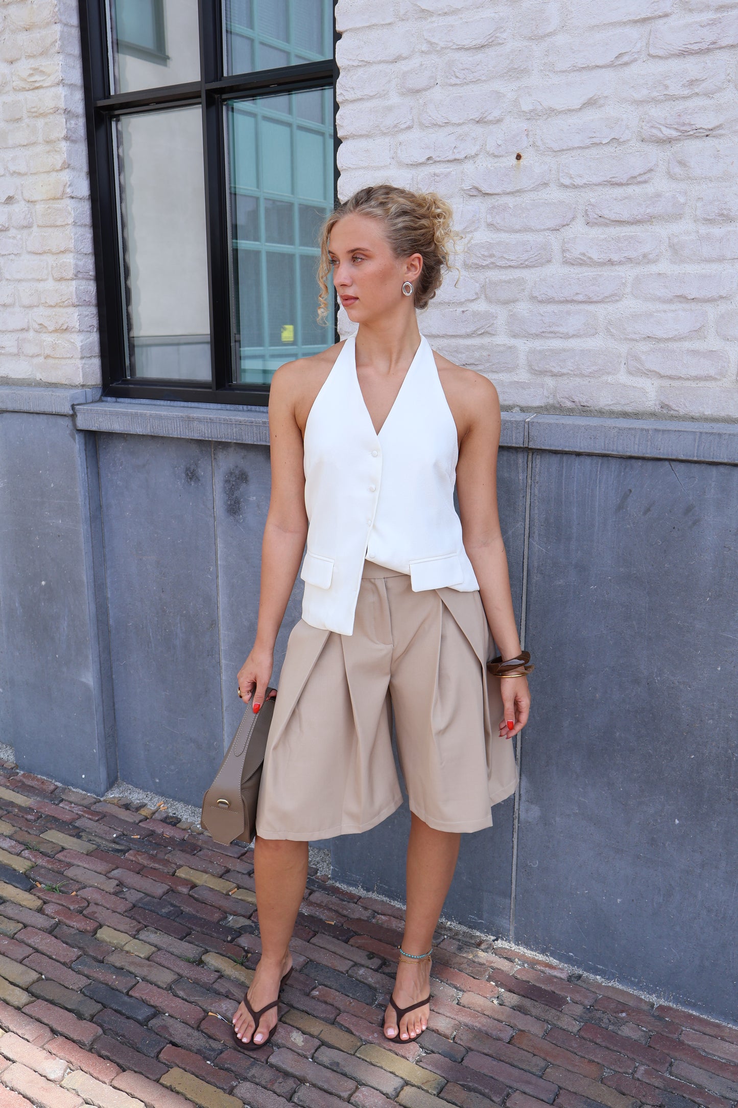 Bermuda met plooi - Beige