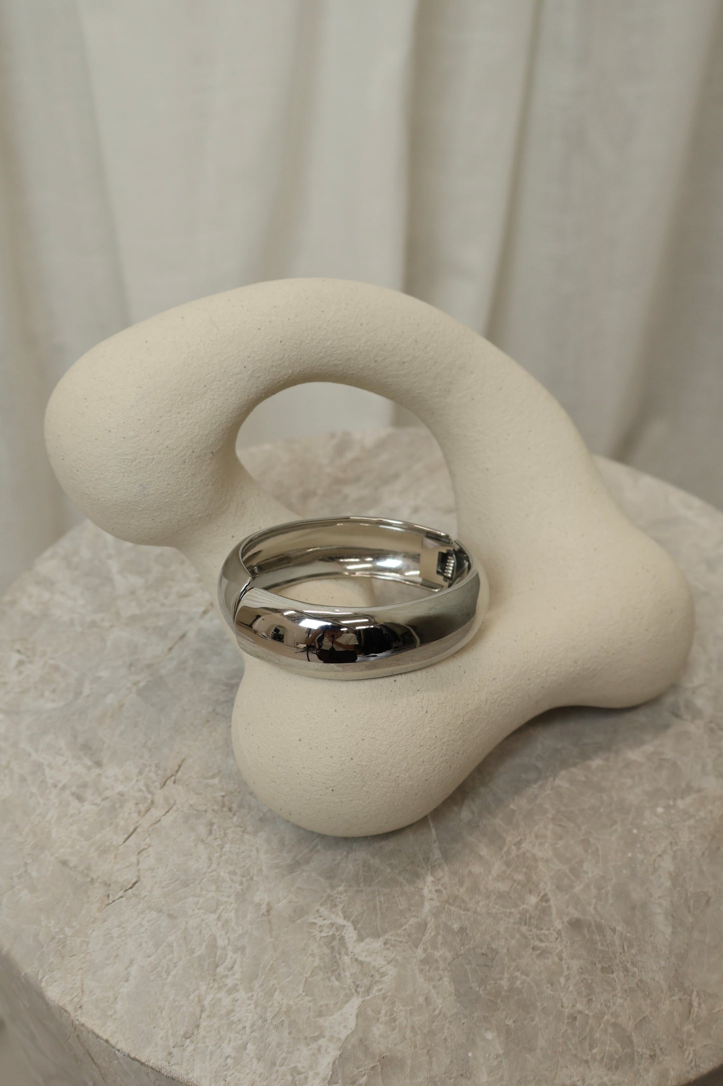 Statement Bangle - Zilverkleurig
