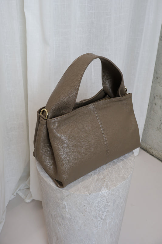Luxe tas met geplooide vorm - Taupe