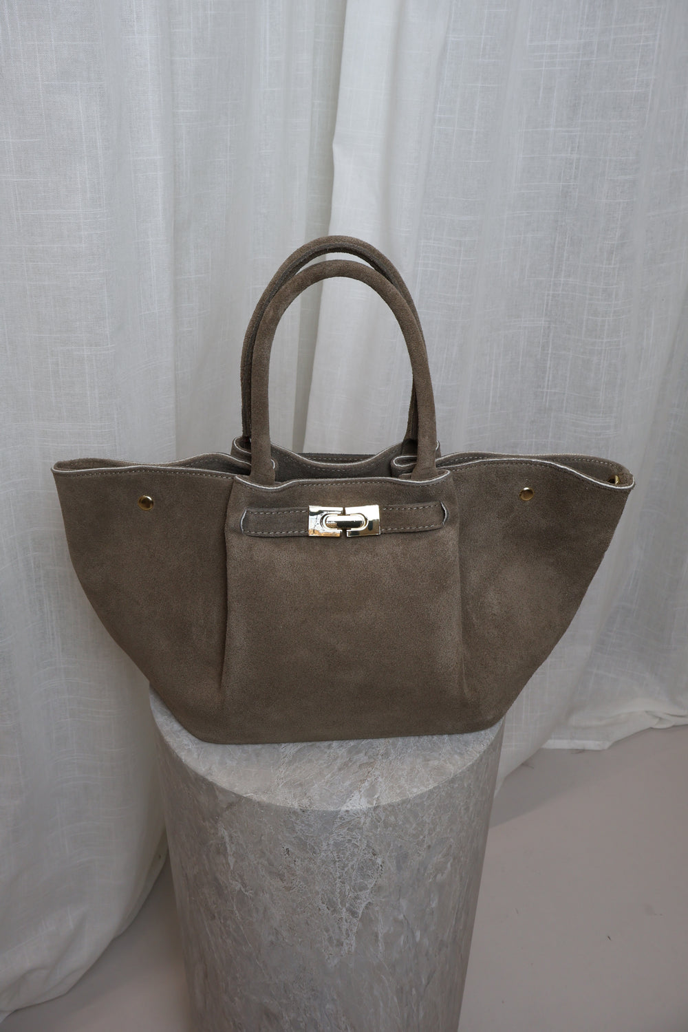 Suèdeleren tas met gesp - Taupe